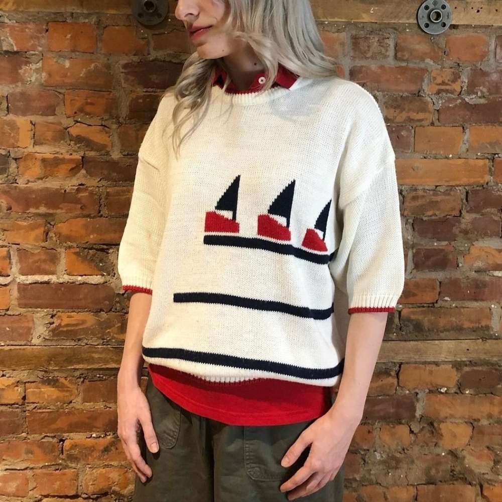 Vintage Sailboat Design Short Sleeve Knit Sweater T-shirt
